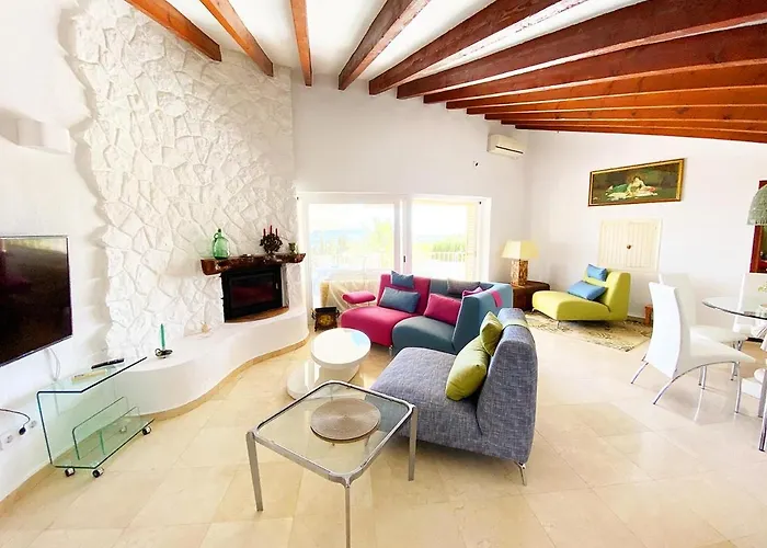 בית נופש Casa Puput אלתיאה
