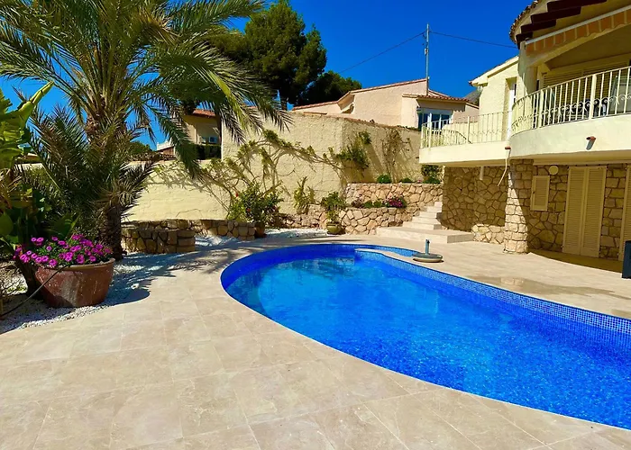 בית נופש Casa Puput אלתיאה