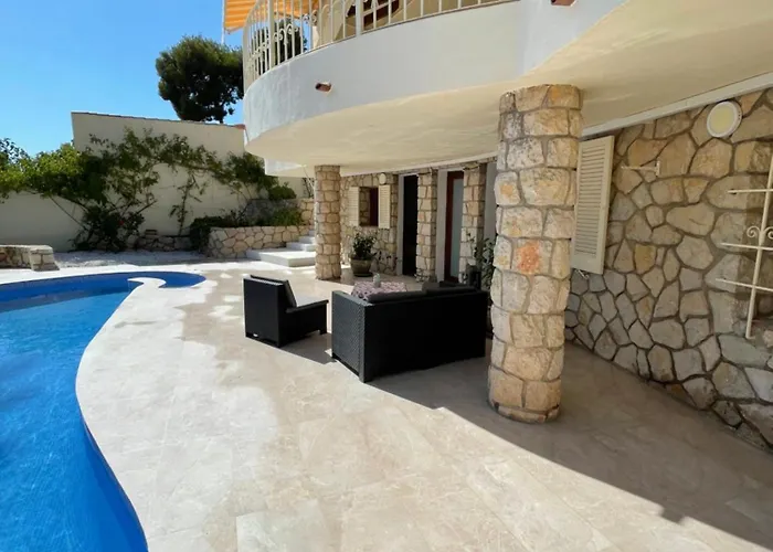 בית נופש Casa Puput אלתיאה